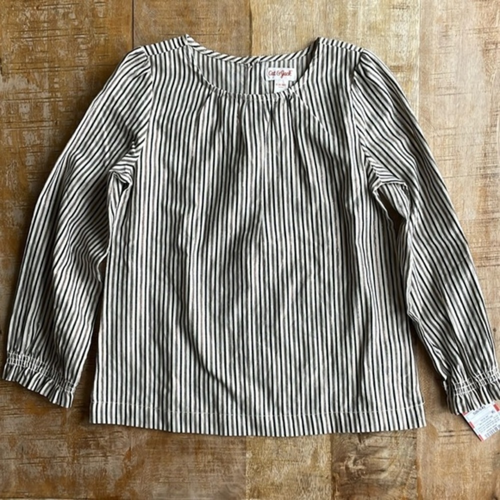 NWT Cat & Jack girls top size S(6/6x)